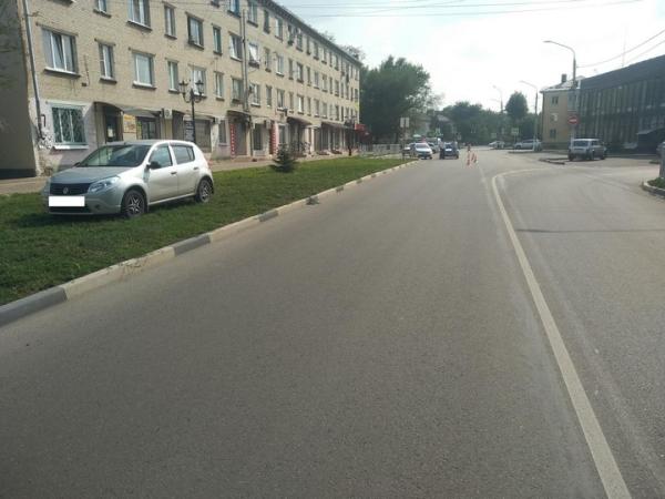 Нетрезвый водитель на иномарке сбил женщину с детьми в Невинномысске